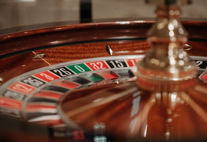 Single-zero roulette wheel
